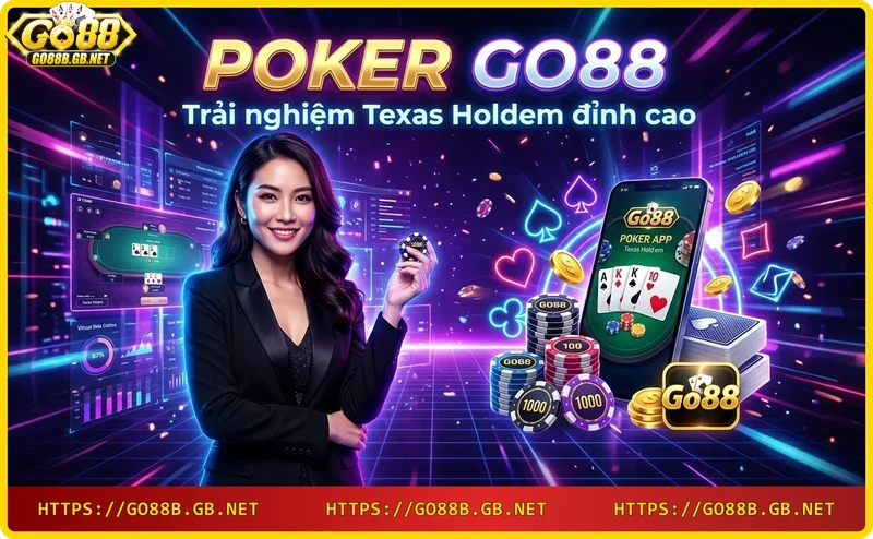 nguoi-choi-cam-bai-poker-texas-holdem-tai-ban-go88 Người chơi cầm bài poker Texas Holdem tại bàn Go88