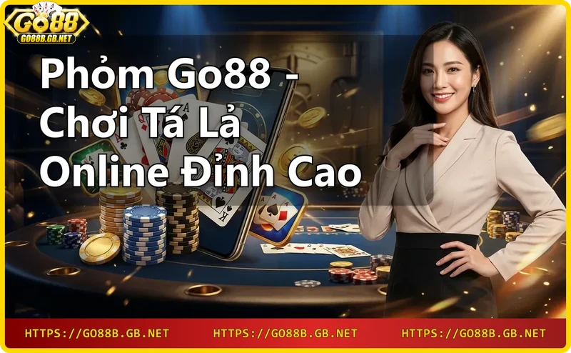 nguoi-choi-dang-trai-nghiem-phom-go88-tren-may-tinh-bang-voi-hieu-ung-hologram Người chơi đang trải nghiệm phỏm Go88 trên máy tính bảng với hiệu ứng hologram